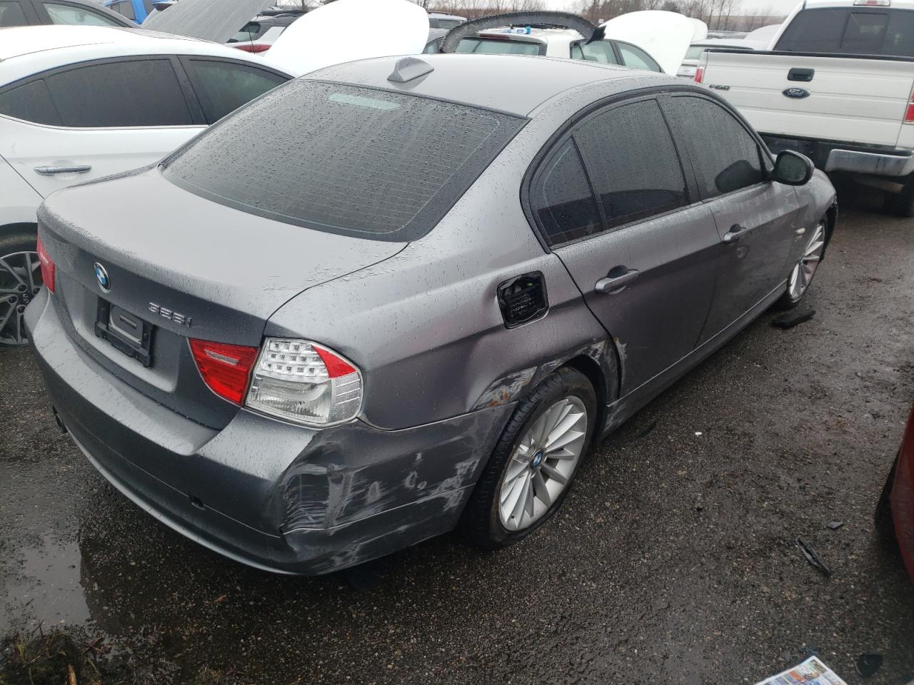 Photo 4 from auction – 2010 BMW 328 XI with VIN WBAPK7C55AA462944