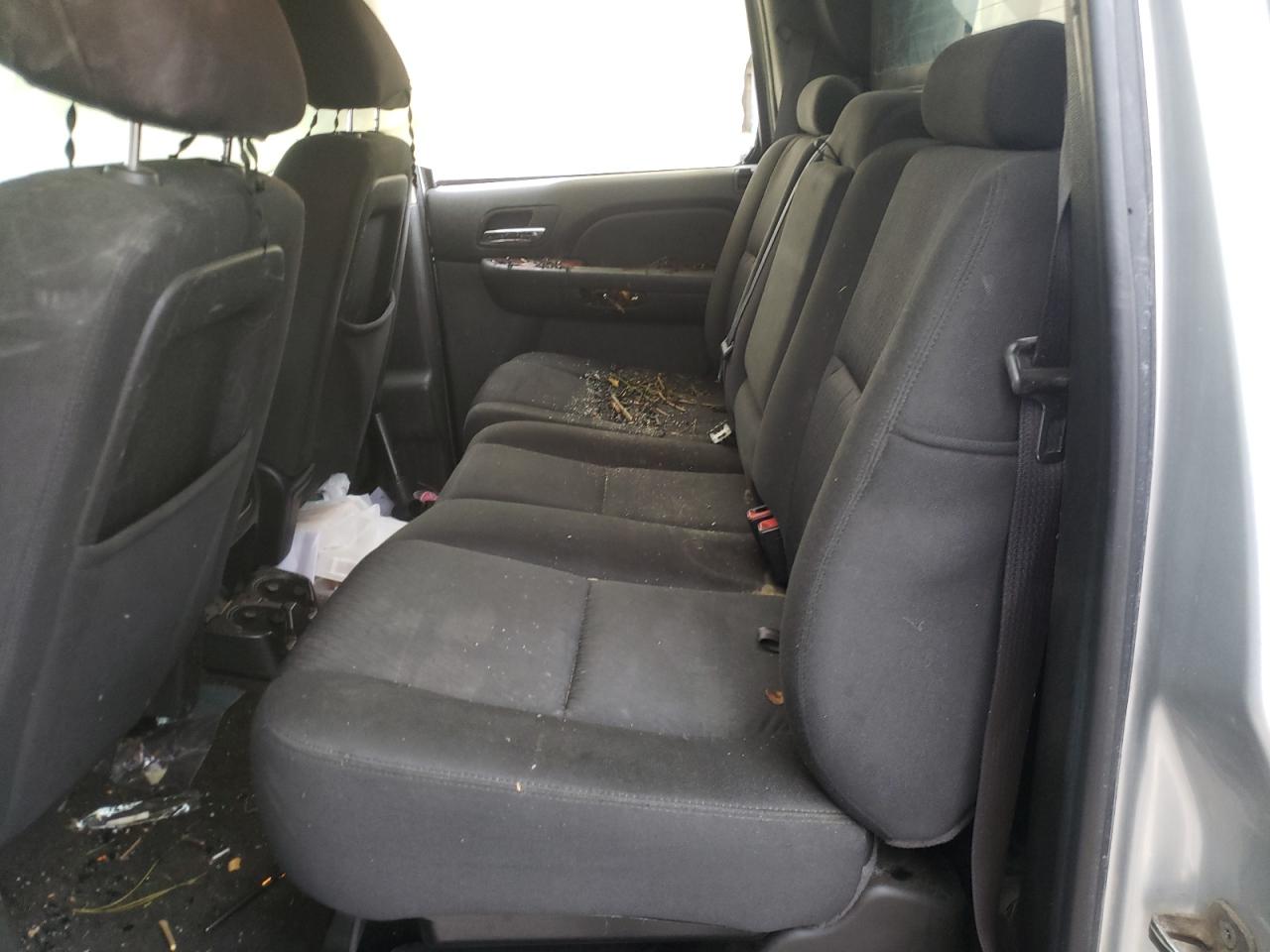 Photo 6 from auction – 2012 CHEVROLET AVALANCHE with VIN 3GNMCEE00CG237903