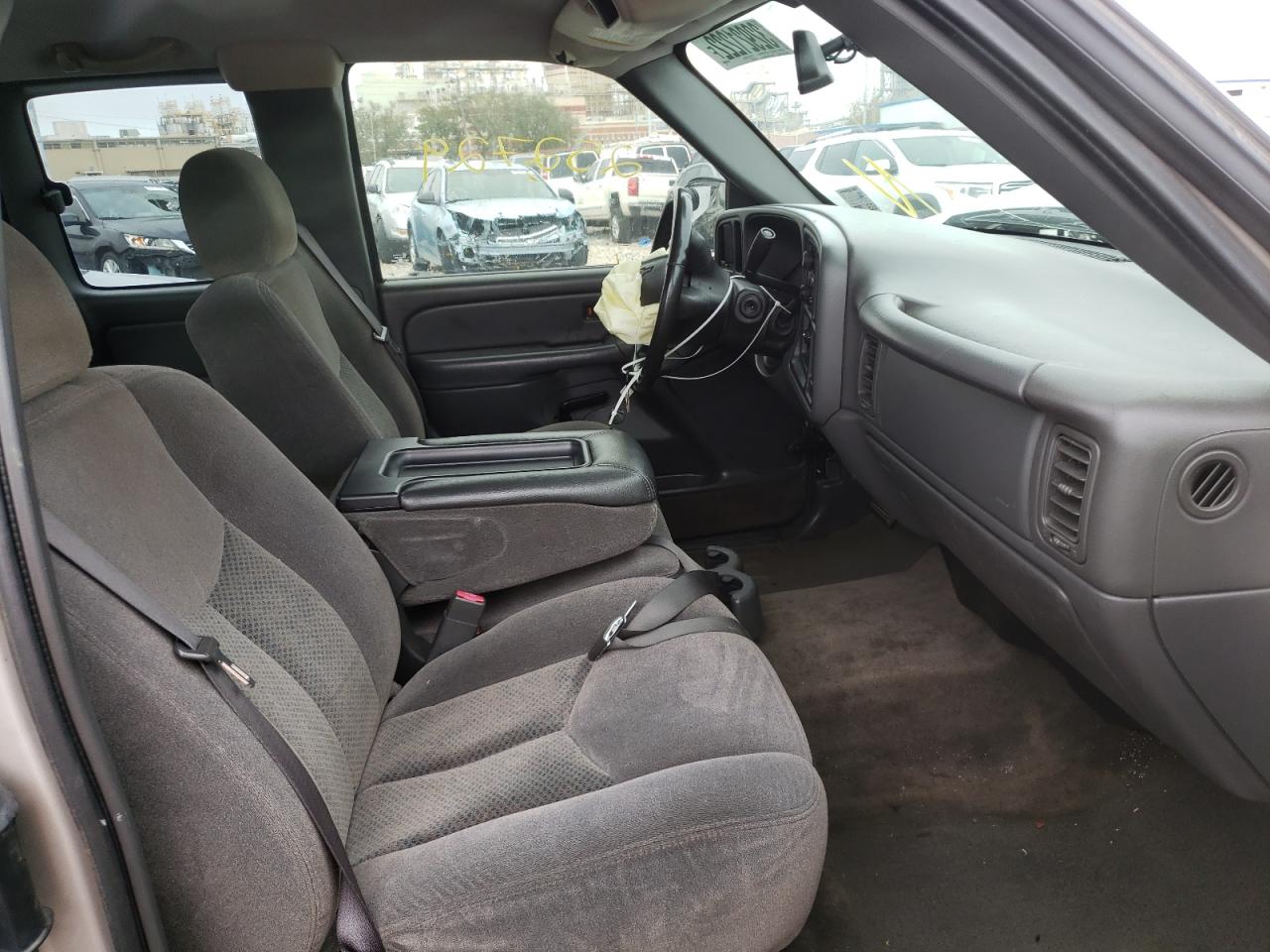 Photo 5 from auction – 2005 CHEVROLET SILVERADO with VIN 1GCEC19X05Z262347