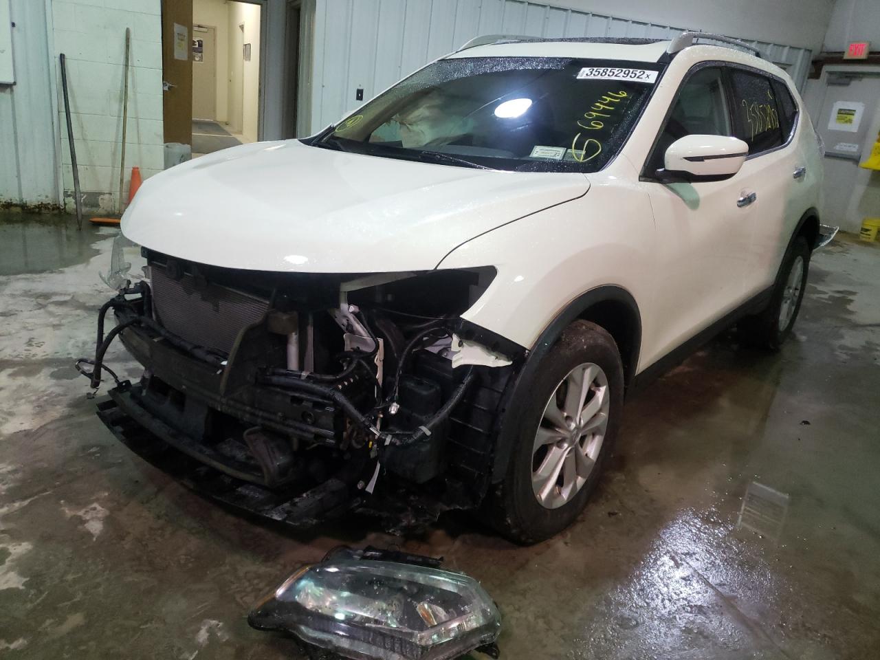 Photo 2 from auction – 2016 NISSAN ROGUE S with VIN 5N1AT2MV2GC877154