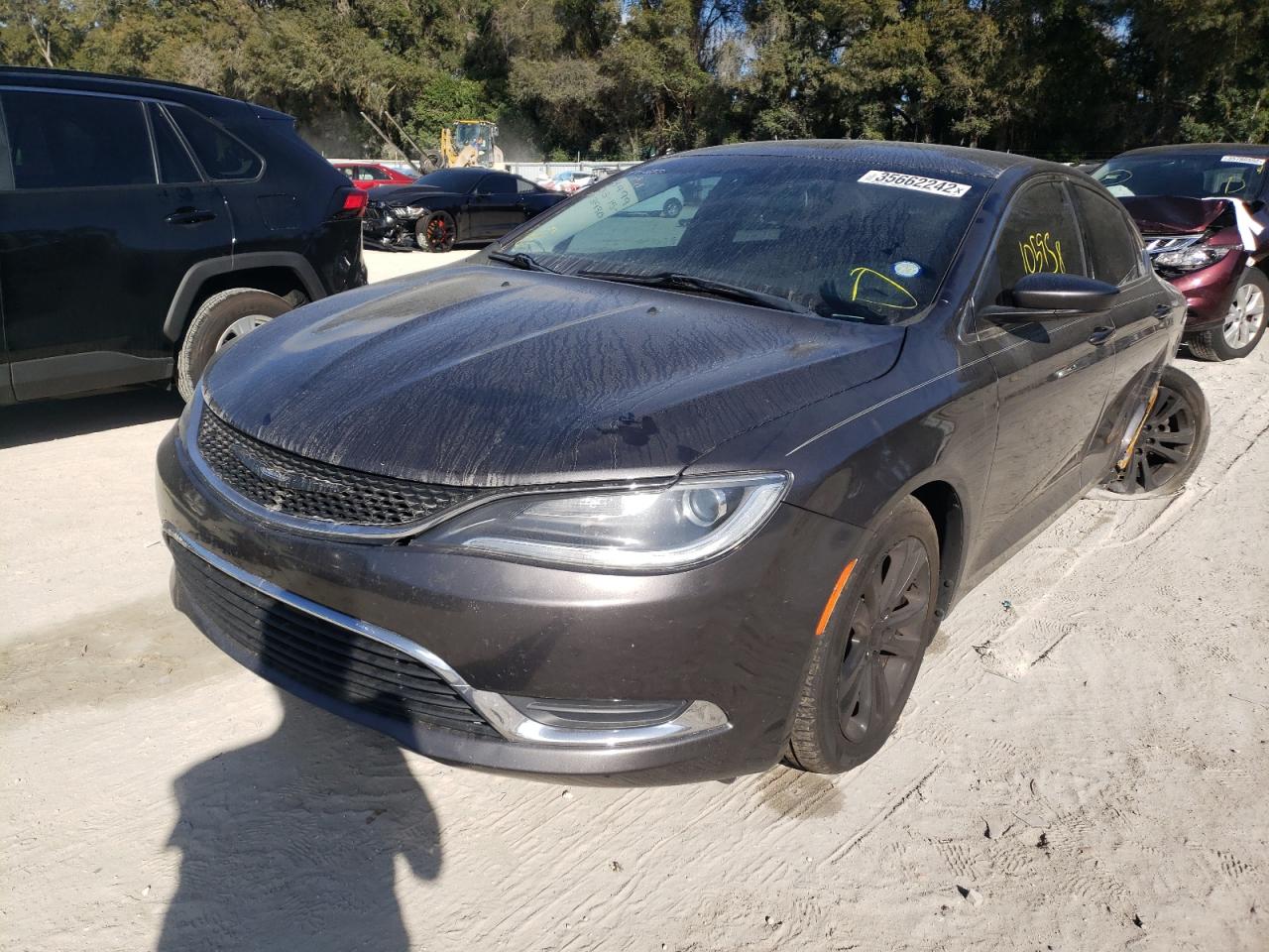Photo 2 from auction – 2016 CHRYSLER 200 LIMITE with VIN 1C3CCCAB8GN153930