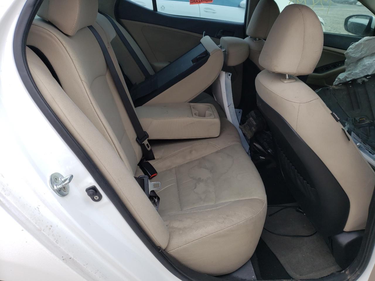 Photo 6 from auction – 2015 KIA OPTIMA LX with VIN KNAGM4A78F5622022