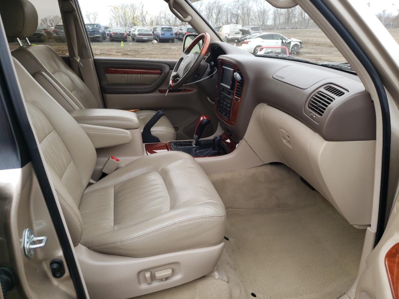 Photo 5 from auction – 2000 LEXUS LX 470 with VIN JT6HT00W6Y0086898