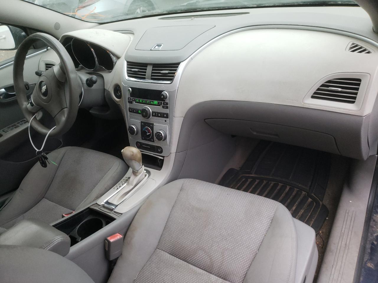Photo 9 from auction – 2010 CHEVROLET MALIBU LS with VIN 1G1ZA5E08AF105886