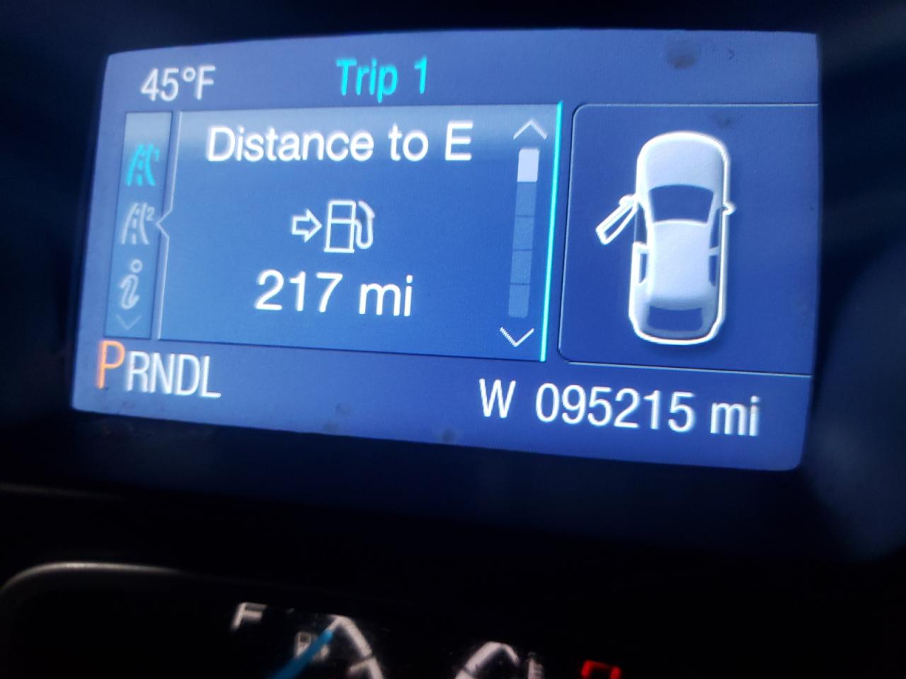 Photo 8 from auction – 2014 FORD FOCUS SE with VIN 1FADP3F23EL145911