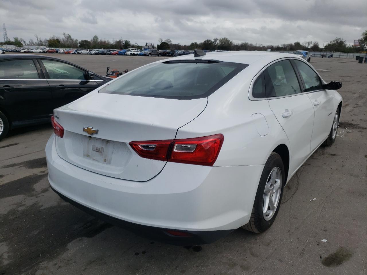 Photo 4 from auction – 2017 CHEVROLET MALIBU LS with VIN 1G1ZB5ST3HF274915