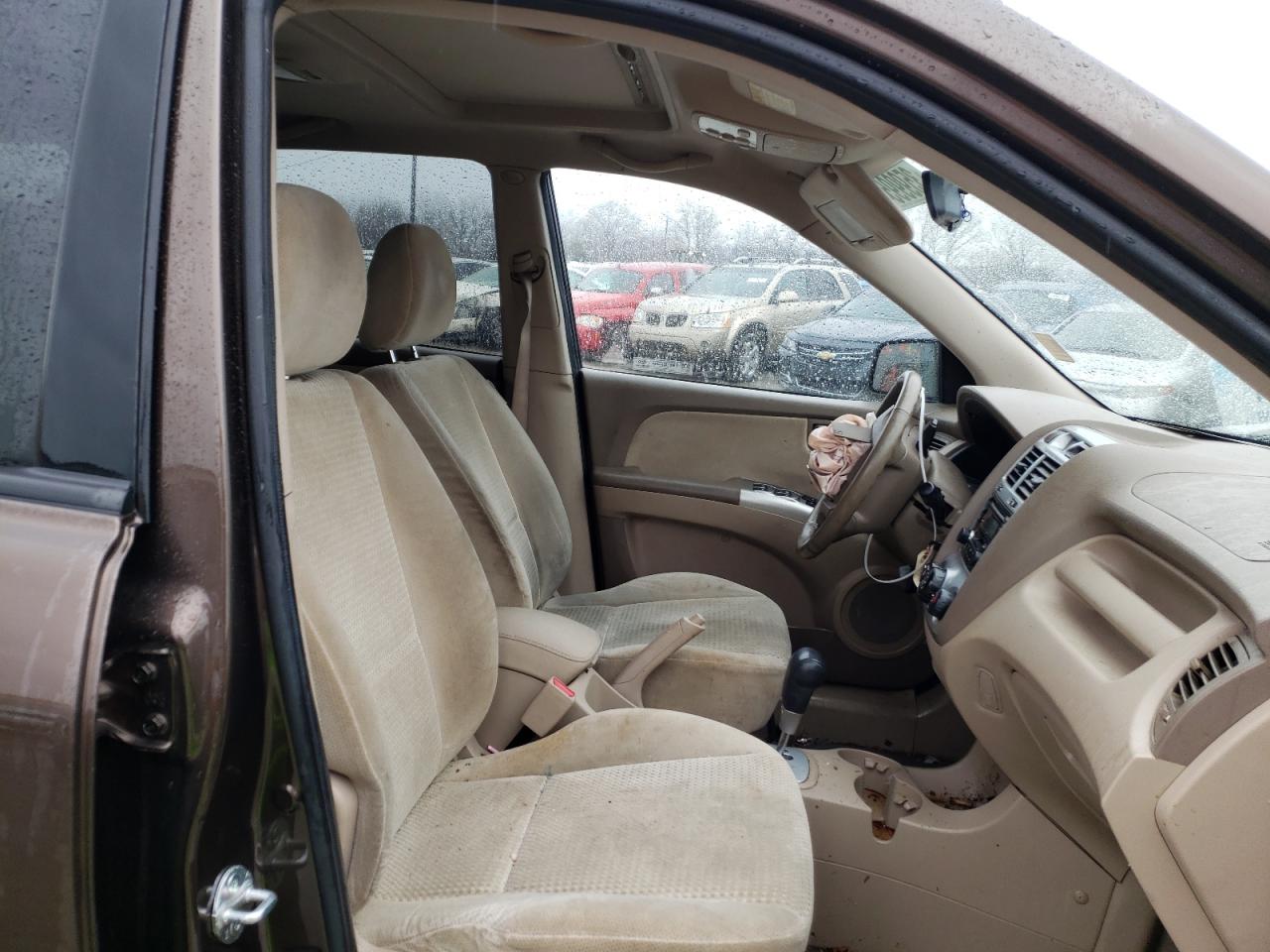 Photo 5 from auction – 2008 KIA SPORTAGE E with VIN KNDJF723987526830