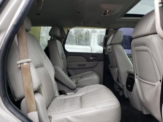 Photo 6 from auction – 2008 GMC YUKON with VIN 1GKFC13088J191034