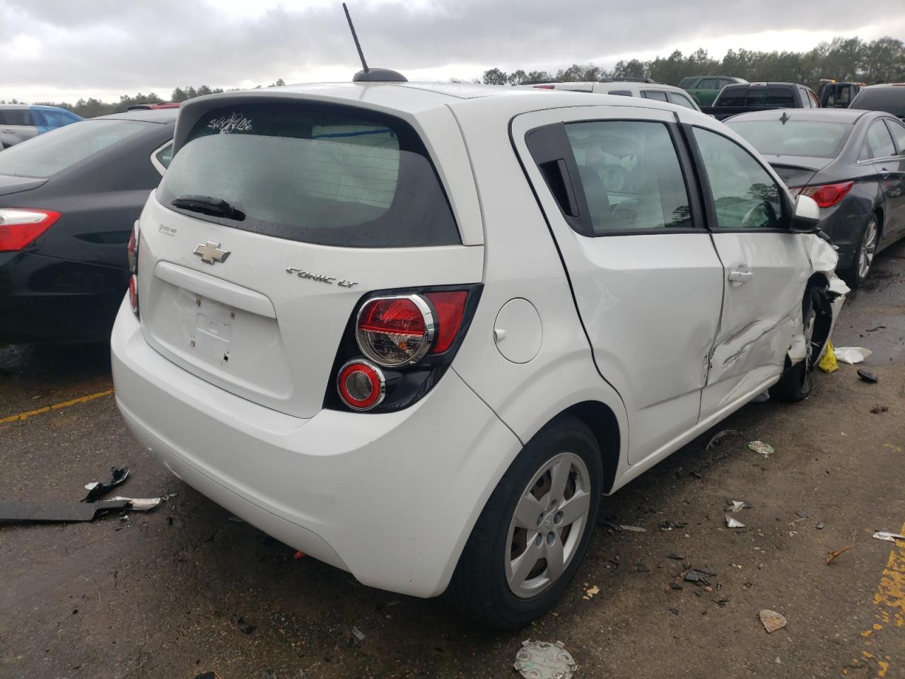 Photo 4 from auction – 2016 CHEVROLET SONIC LS with VIN 1G1JA6SH0G4176999