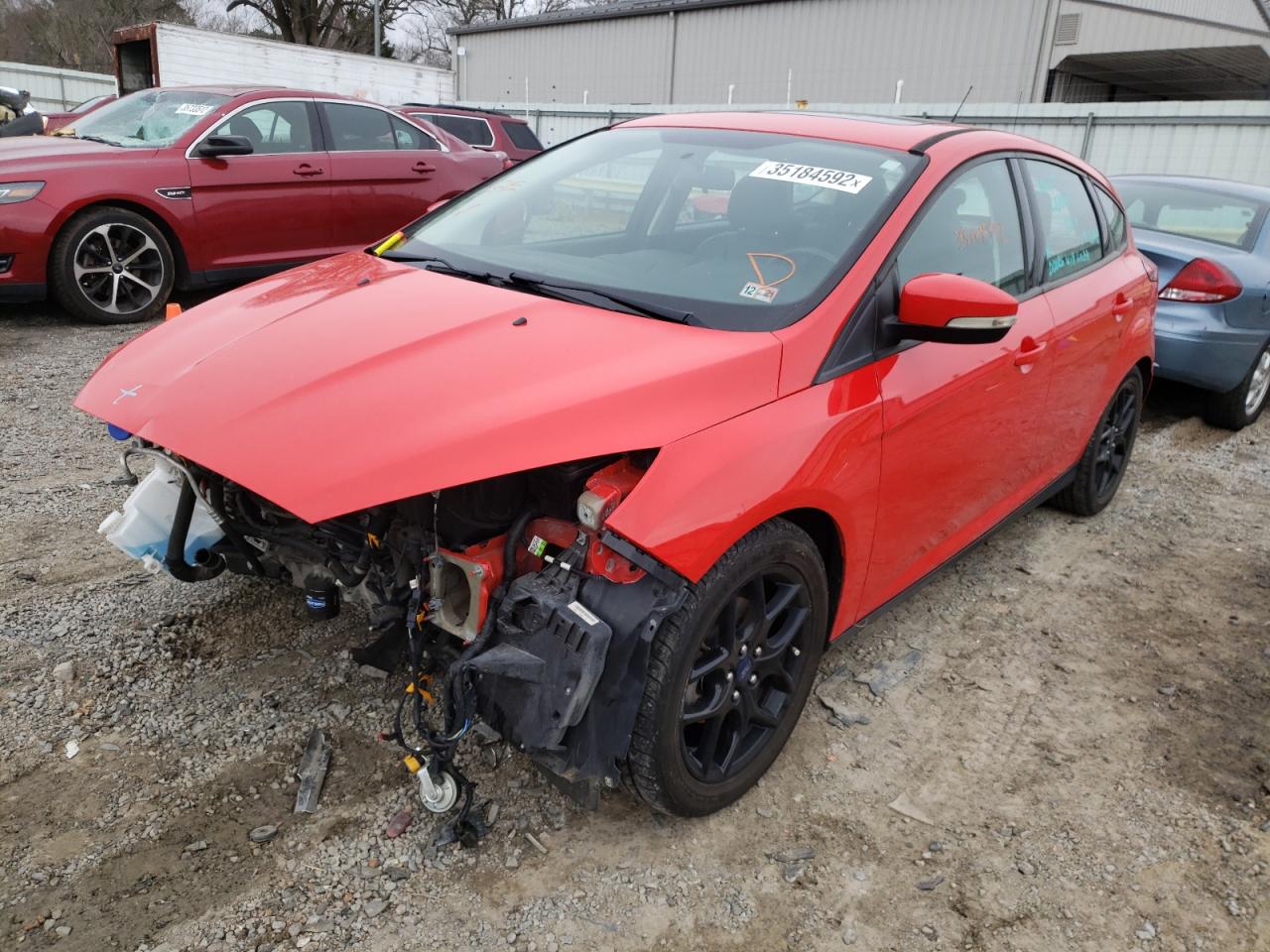Photo 2 from auction – 2016 FORD FOCUS SE with VIN 1FADP3K27GL393832