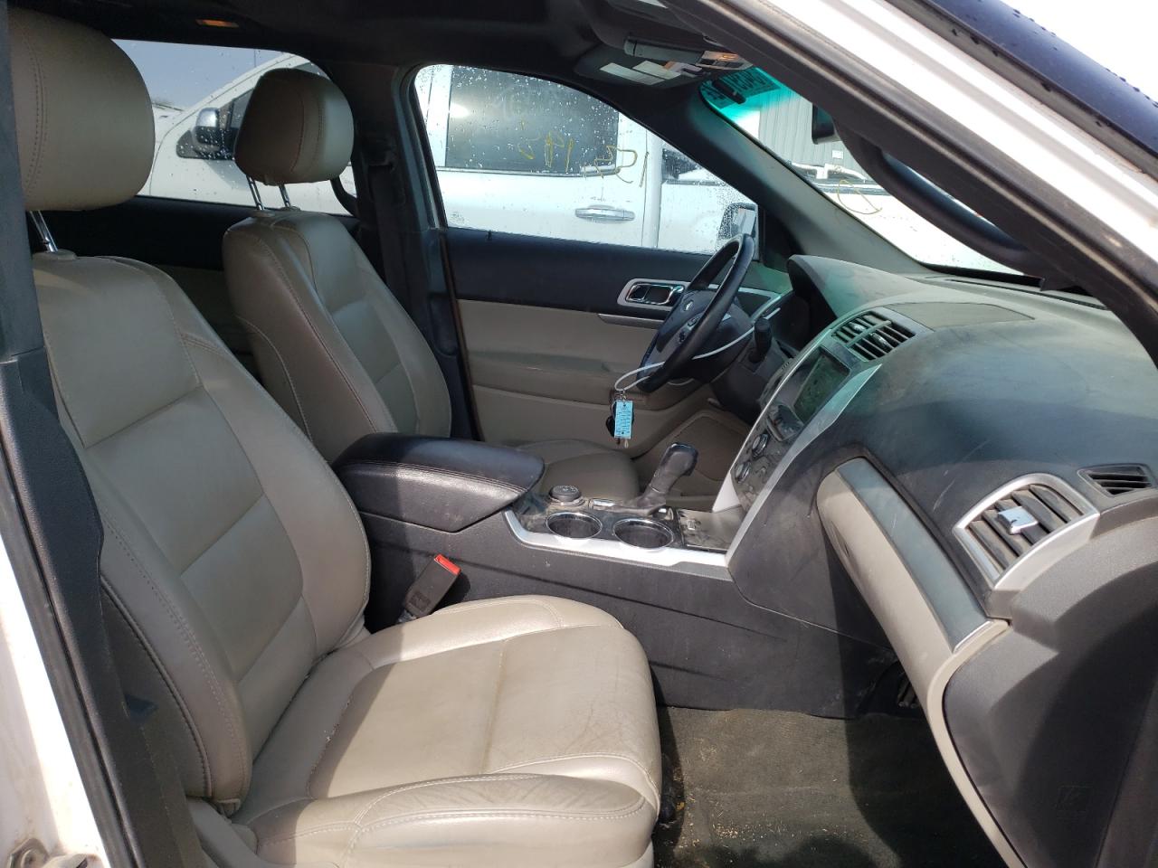 Photo 5 from auction – 2013 FORD EXPLORER X with VIN 1FM5K8D84DGC24640