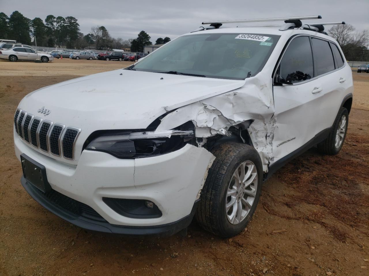 Photo 2 from auction – 2019 JEEP CHEROKEE L with VIN 1C4PJLCB0KD232894