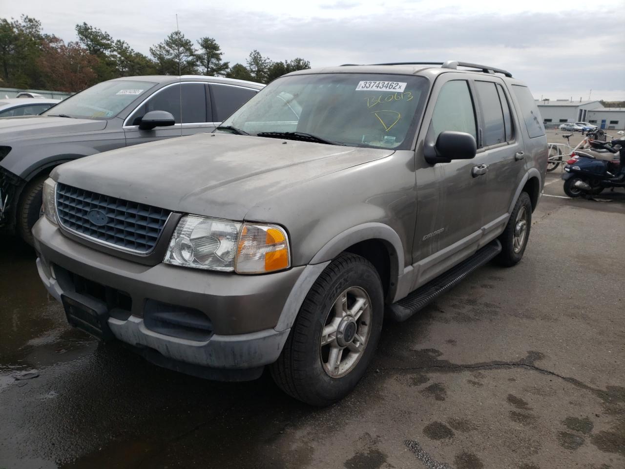 Photo 2 from auction – 2002 FORD EXPLORER X with VIN 1FMDU73W02UB60613