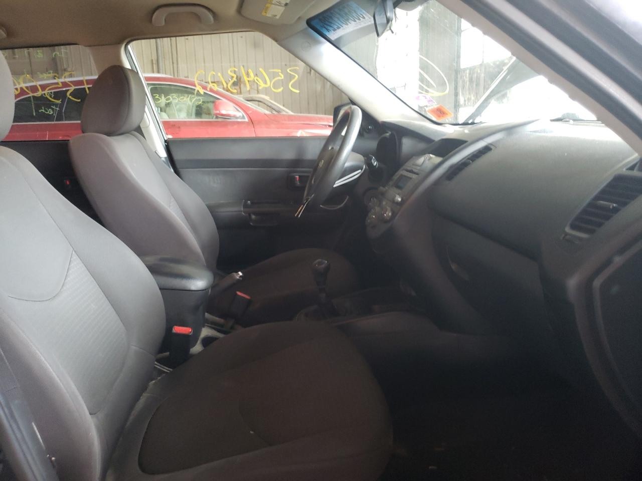 Photo 5 from auction – 2011 KIA SOUL with VIN KNDJT2A17B7234211