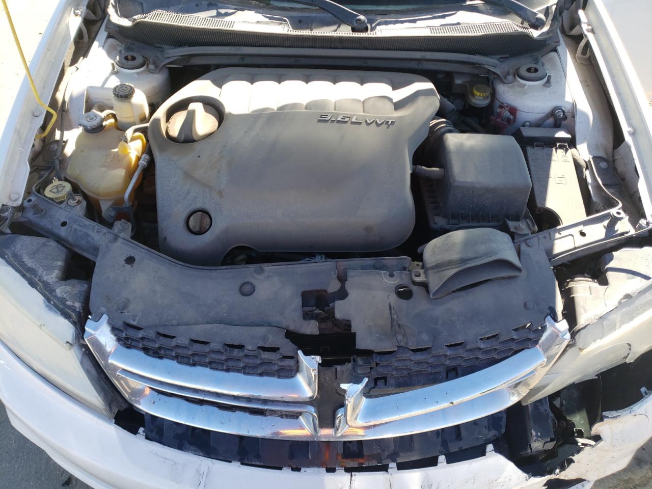 Photo 7 from auction – 2011 DODGE AVENGER LU with VIN 1B3BD2FG3BN506426