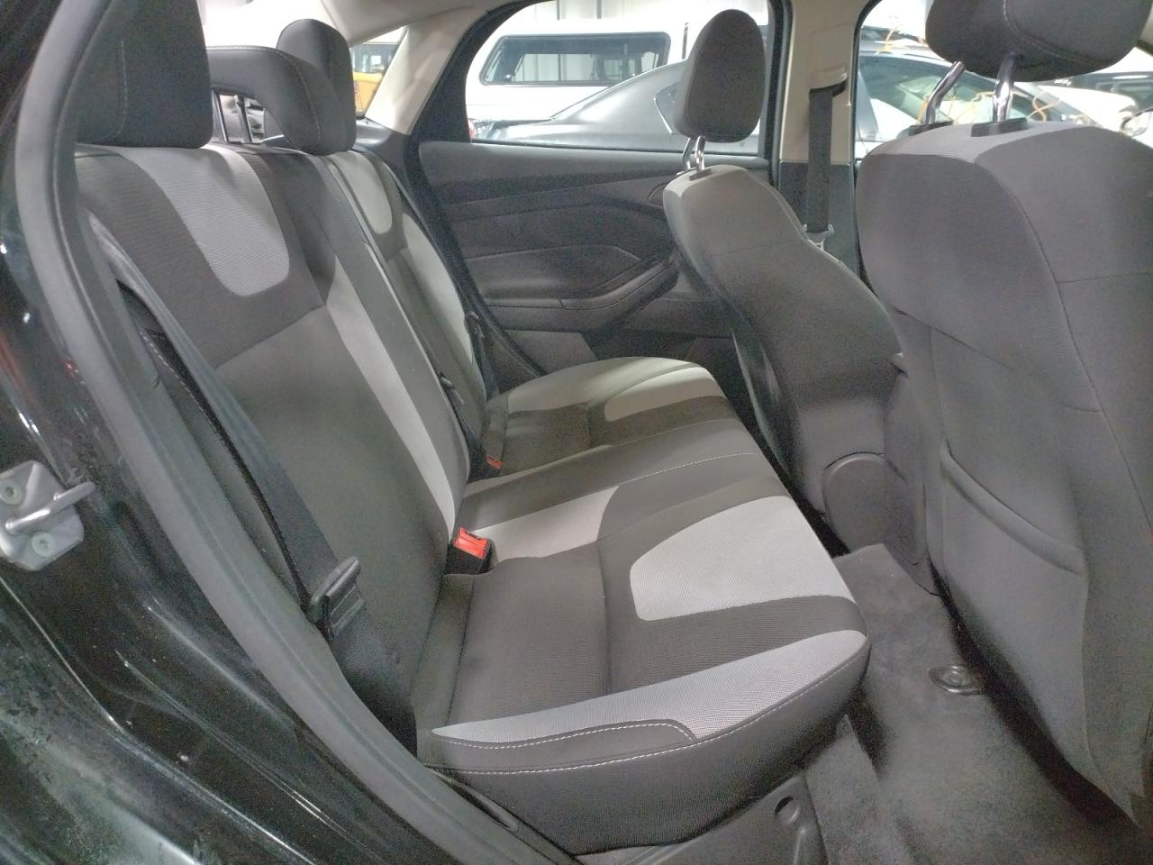 Photo 6 from auction – 2012 FORD FOCUS SE with VIN 1FAHP3F21CL222225