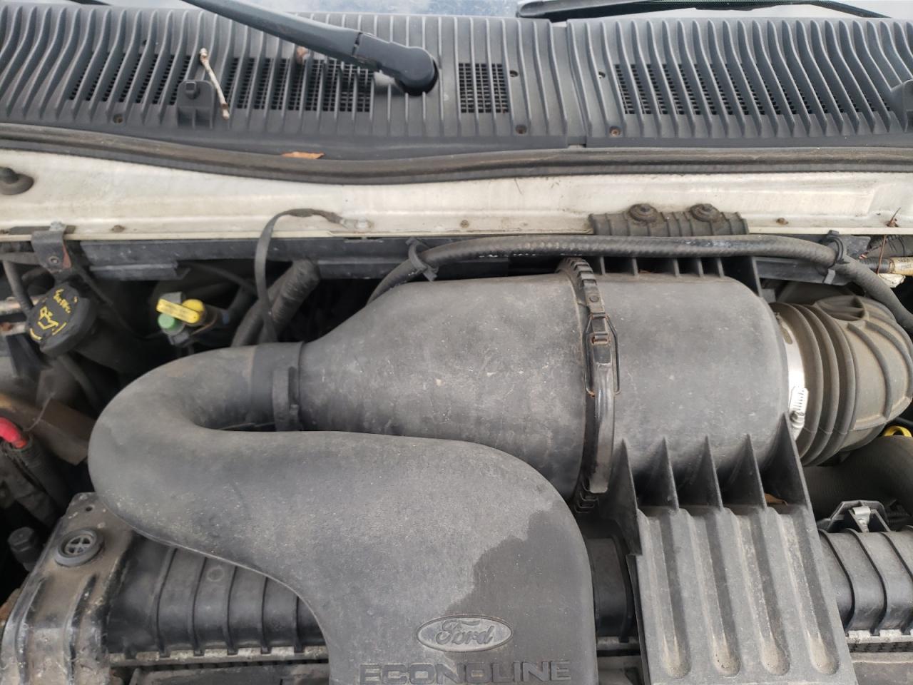 Photo 7 from auction – 2002 FORD ECONOLINE with VIN 1FBSS31L02HA70264