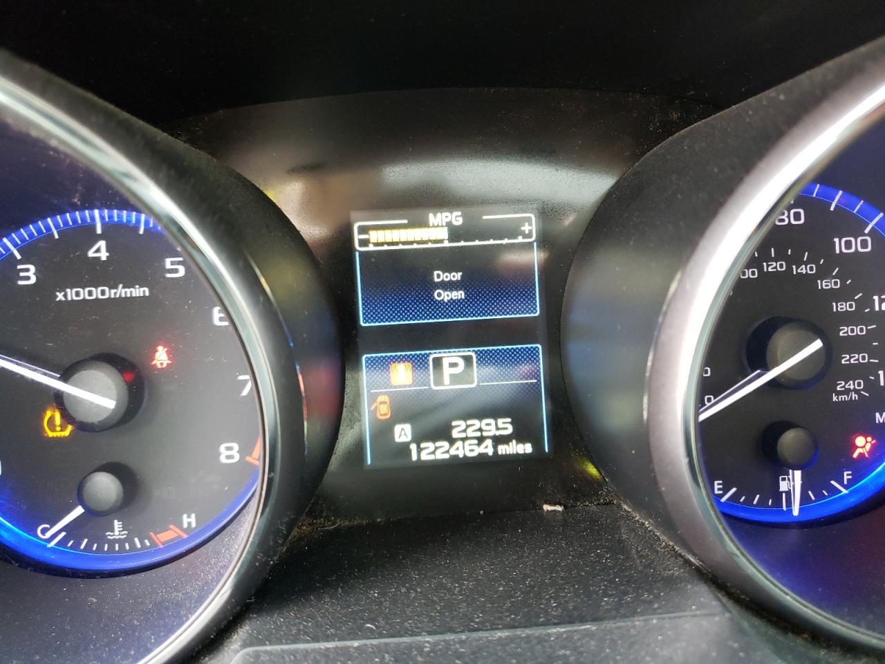 Photo 8 from auction – 2016 SUBARU LEGACY 2.5 with VIN 4S3BNAL60G3015462