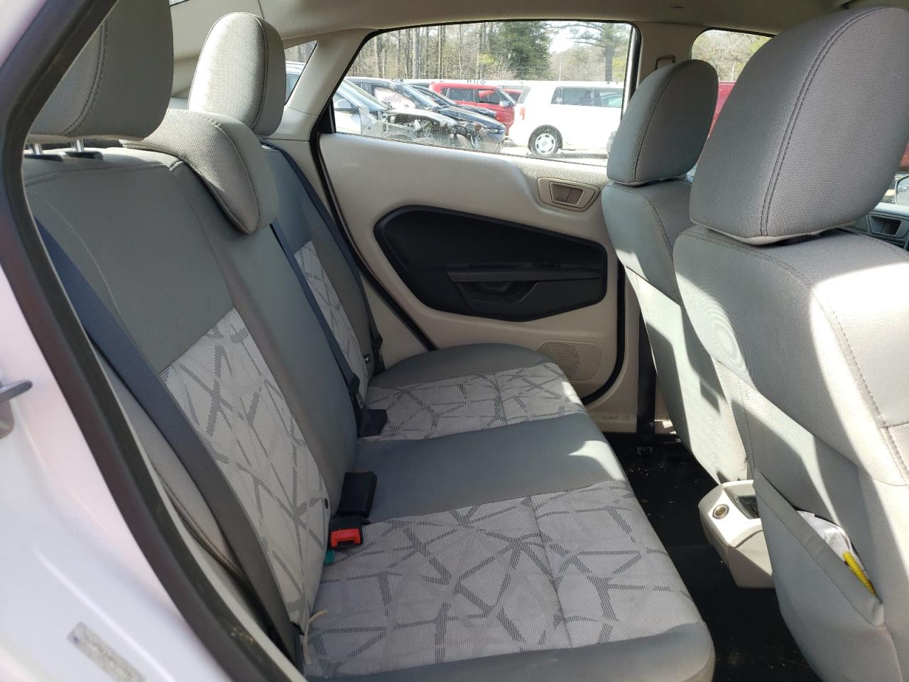 Photo 6 from auction – 2011 FORD FIESTA SE with VIN 3FADP4BJ6BM227595