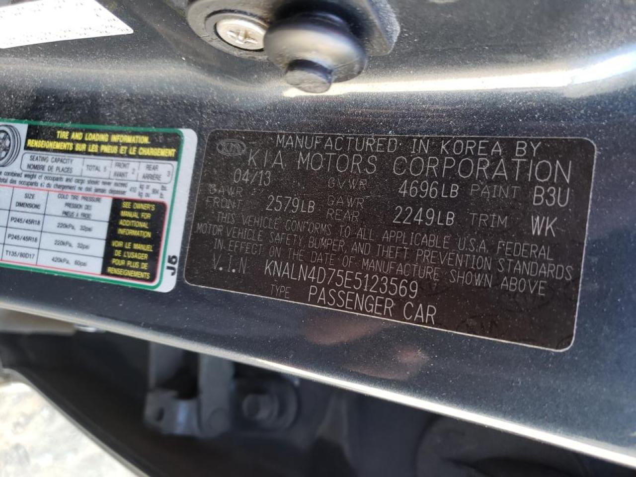 Photo 10 from auction – 2014 KIA CADENZA PR with VIN KNALN4D75E5123569