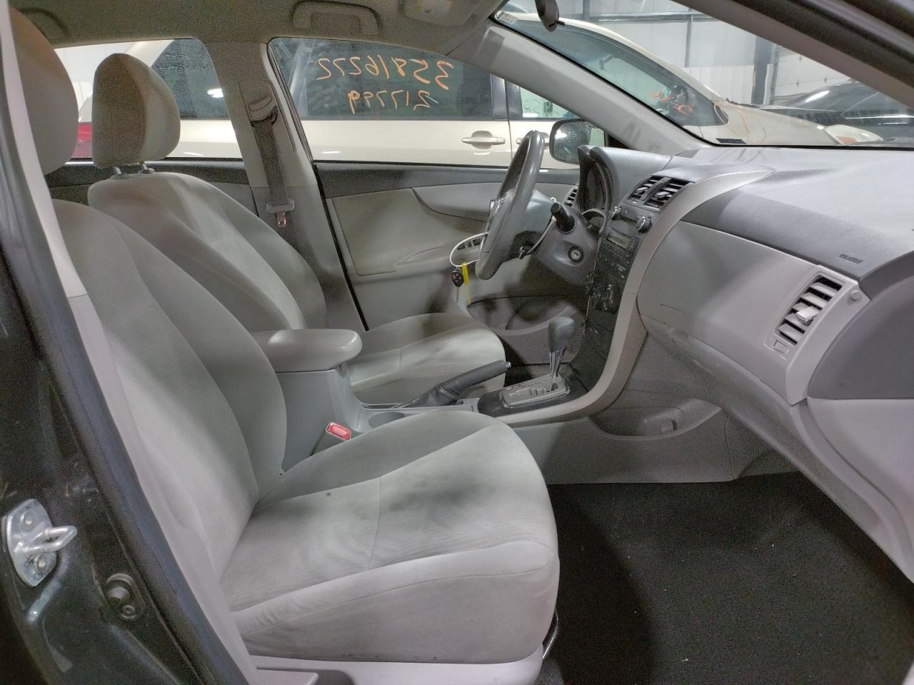 Photo 5 from auction – 2010 TOYOTA COROLLA BA with VIN 1NXBU4EE4AZ199956