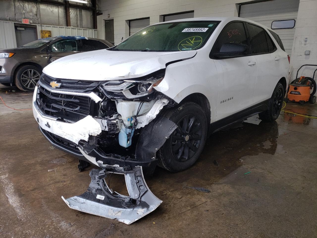 Photo 2 from auction – 2018 CHEVROLET EQUINOX LS with VIN 2GNAXHEV5J6167716
