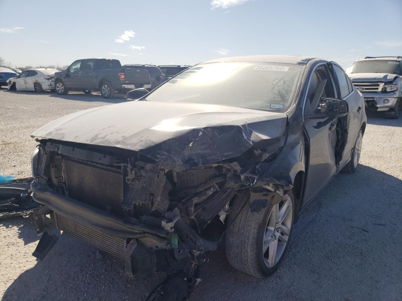 Photo 2 from auction – 2015 VOLVO S60 PREMIE with VIN YV140MFK2F1347070