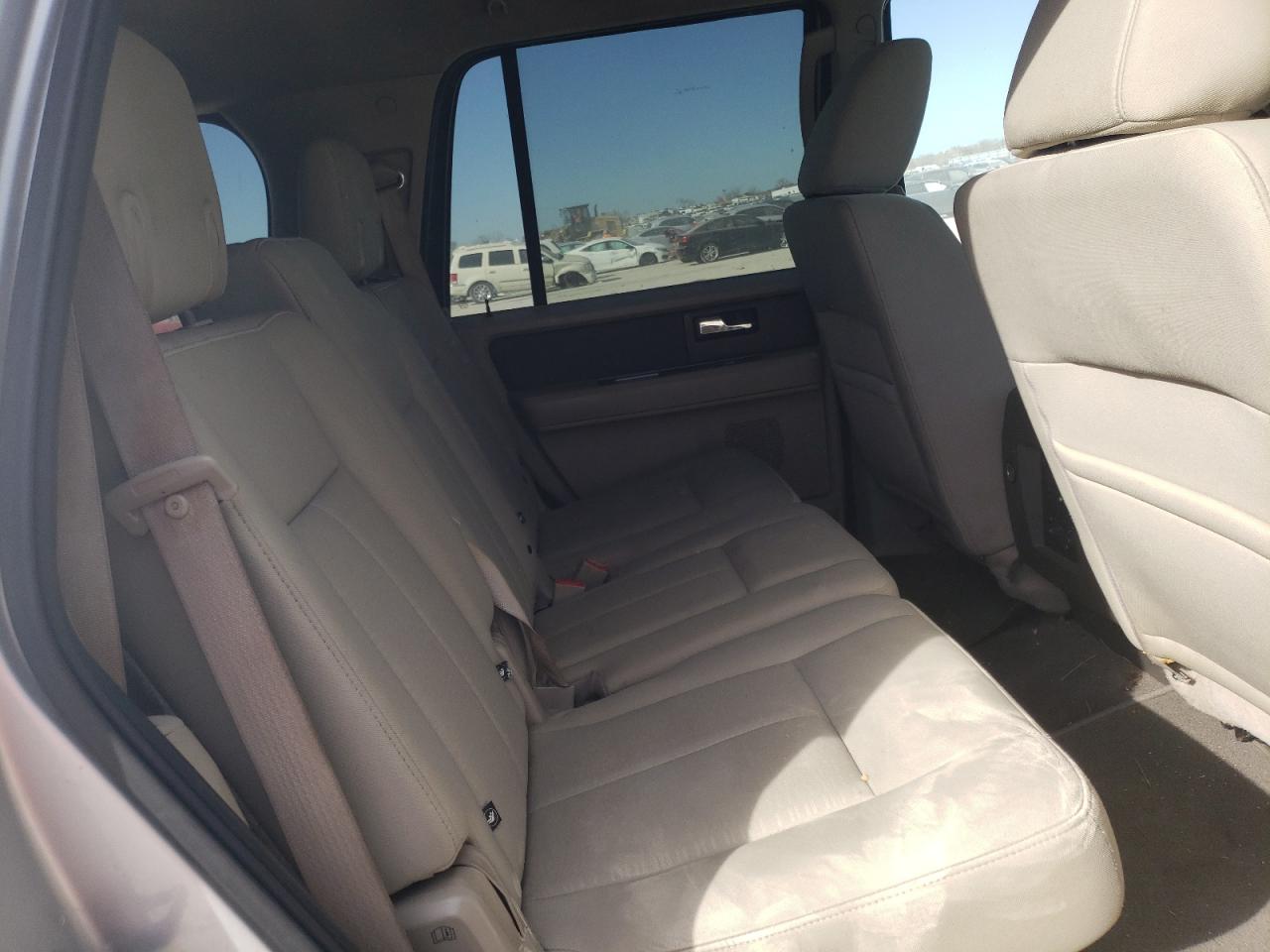 Photo 6 from auction – 2010 FORD EXPEDITION with VIN 1FMJU1F51AEA99462