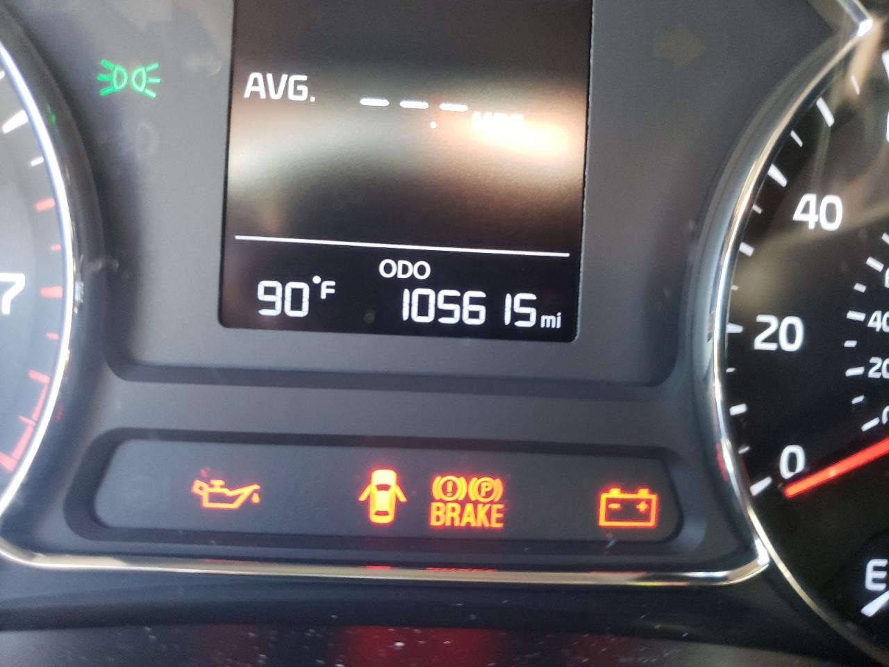 Photo 8 from auction – 2017 KIA FORTE LX with VIN 3KPFK4A79HE104447