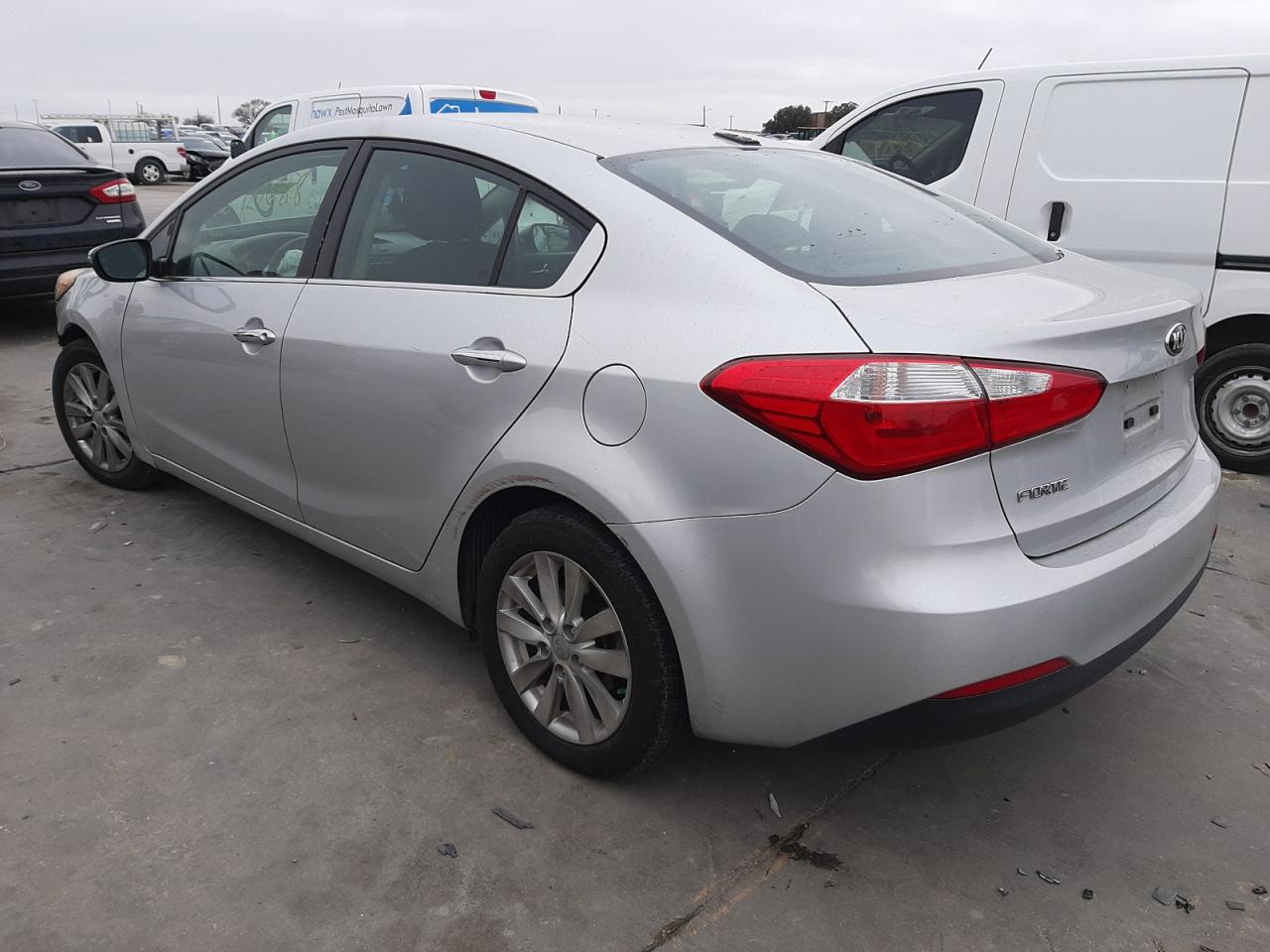 صورة رقم 3 من المزاد - 2014 KIA FORTE EX مع VIN KNAFX4A88E5235495
