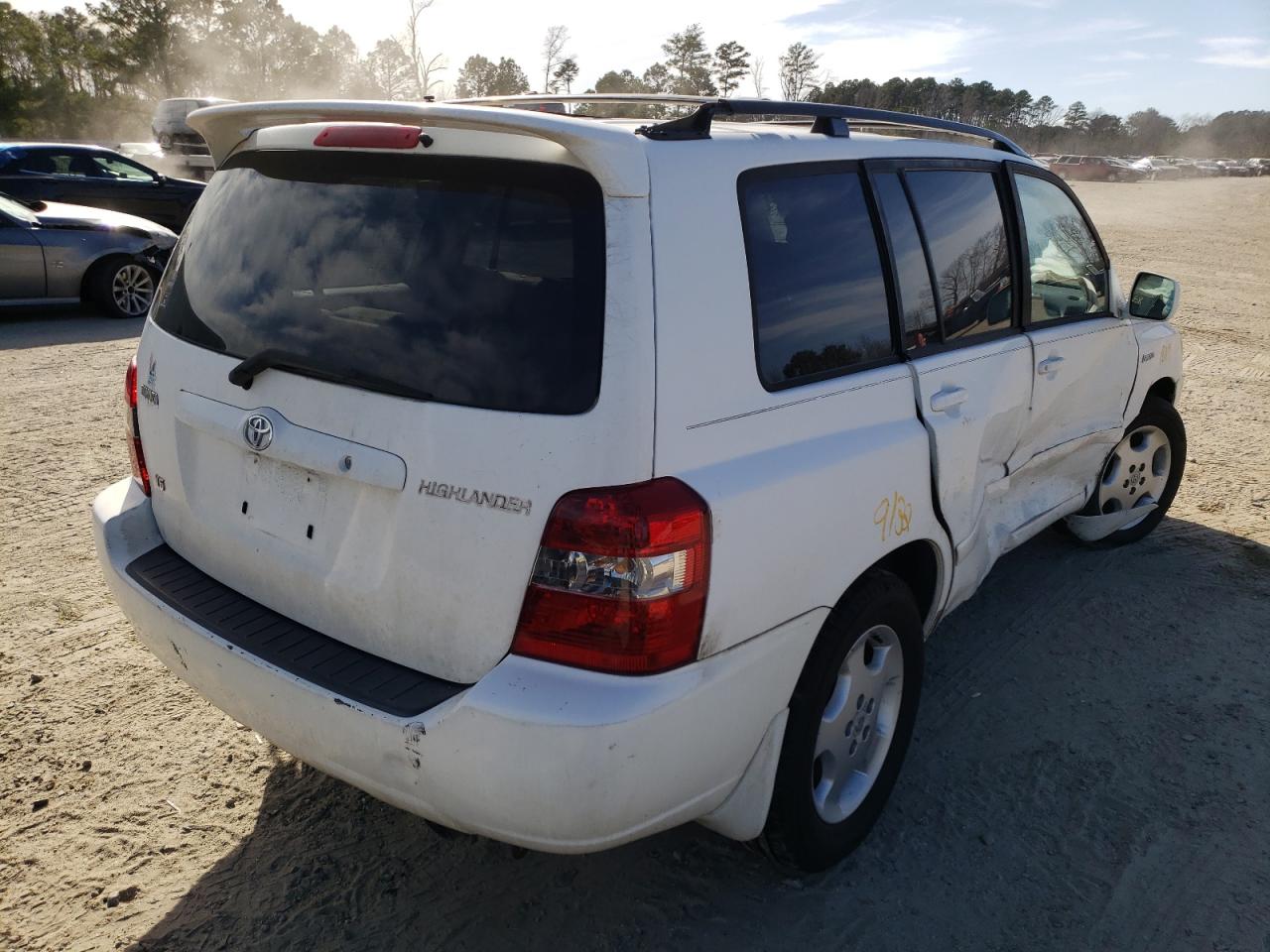 Foto 4 de la subasta – 2004 TOYOTA HIGHLANDER con VIN JTEDP21A240007923