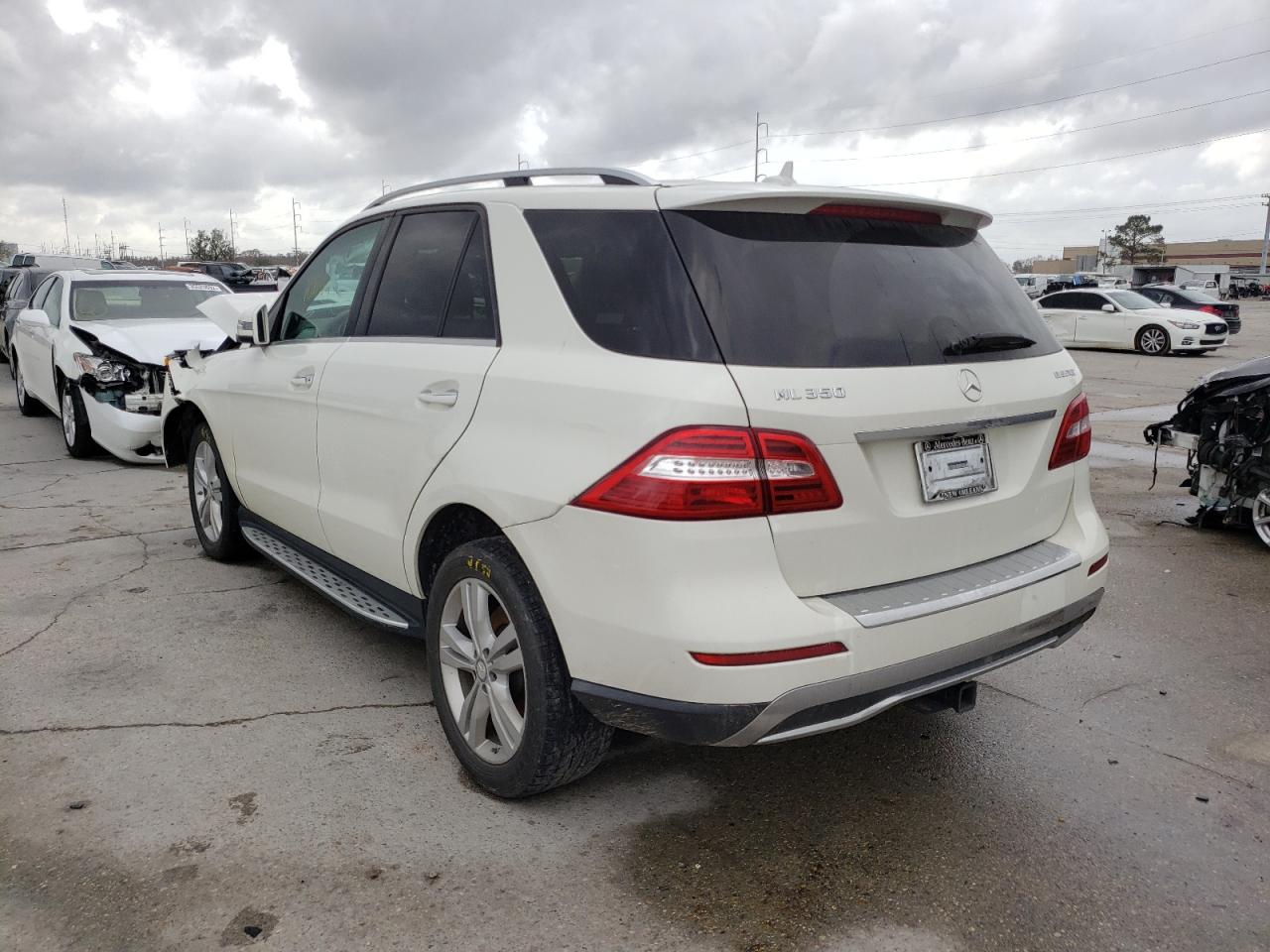 Photo 3 from auction – 2013 MERCEDES-BENZ BENZ with VIN 4JGDA2EB2DA227190