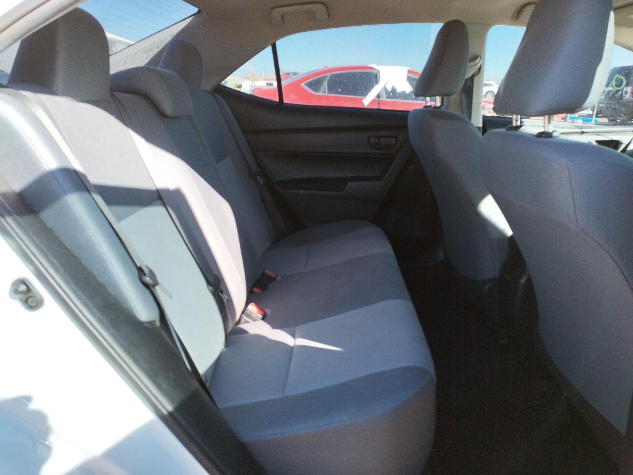 Photo 6 from auction – 2017 TOYOTA COROLLA L with VIN 2T1BURHE3HC936942