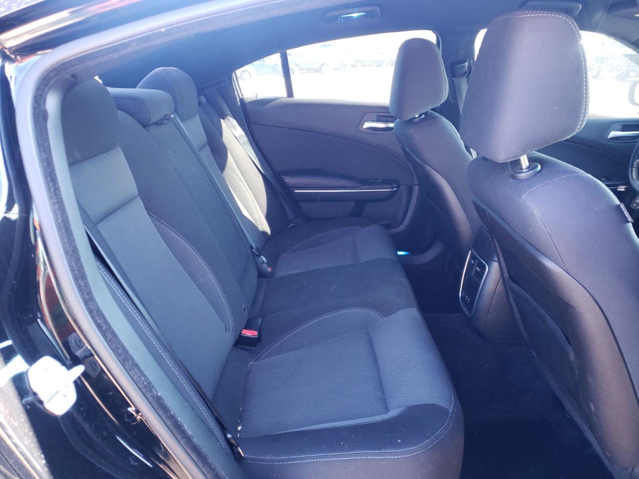 Photo 6 from auction – 2015 DODGE CHARGER SE with VIN 2C3CDXFG0FH742521