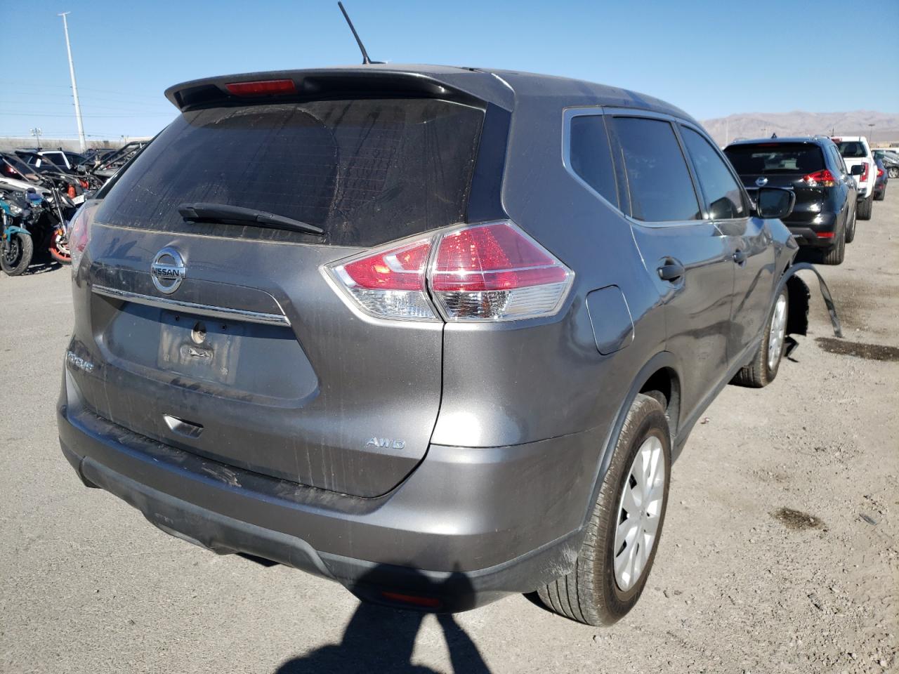 Photo 4 from auction – 2016 NISSAN ROGUE S with VIN KNMAT2MV1GP629930