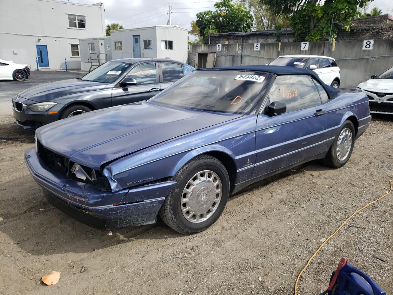 Photo 2 from auction – 1993 CADILLAC ALLANTE with VIN 1G6VS3397PU128656