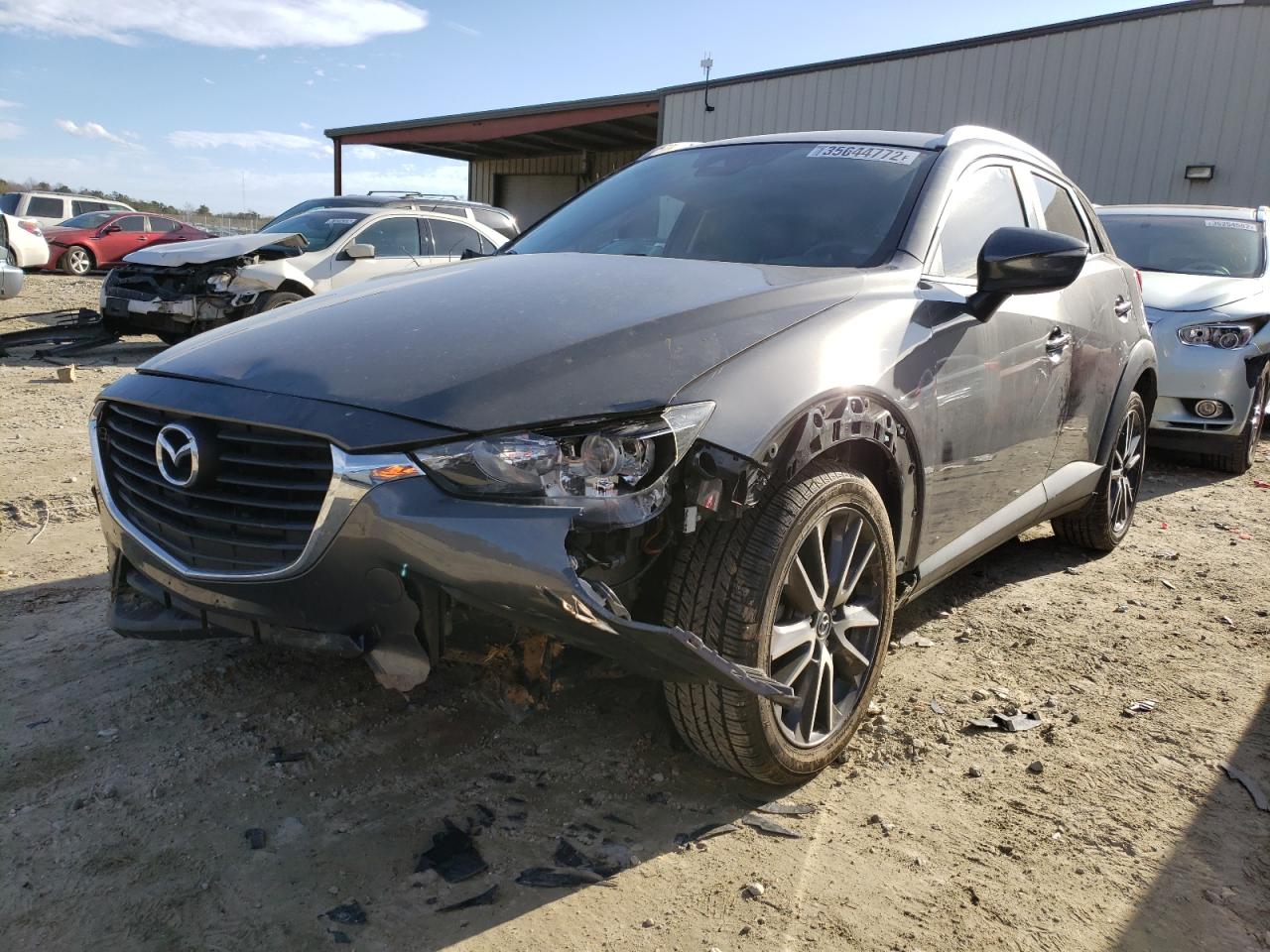 Photo 2 from auction – 2018 MAZDA CX-3 TOURI with VIN JM1DKFC76J1302900