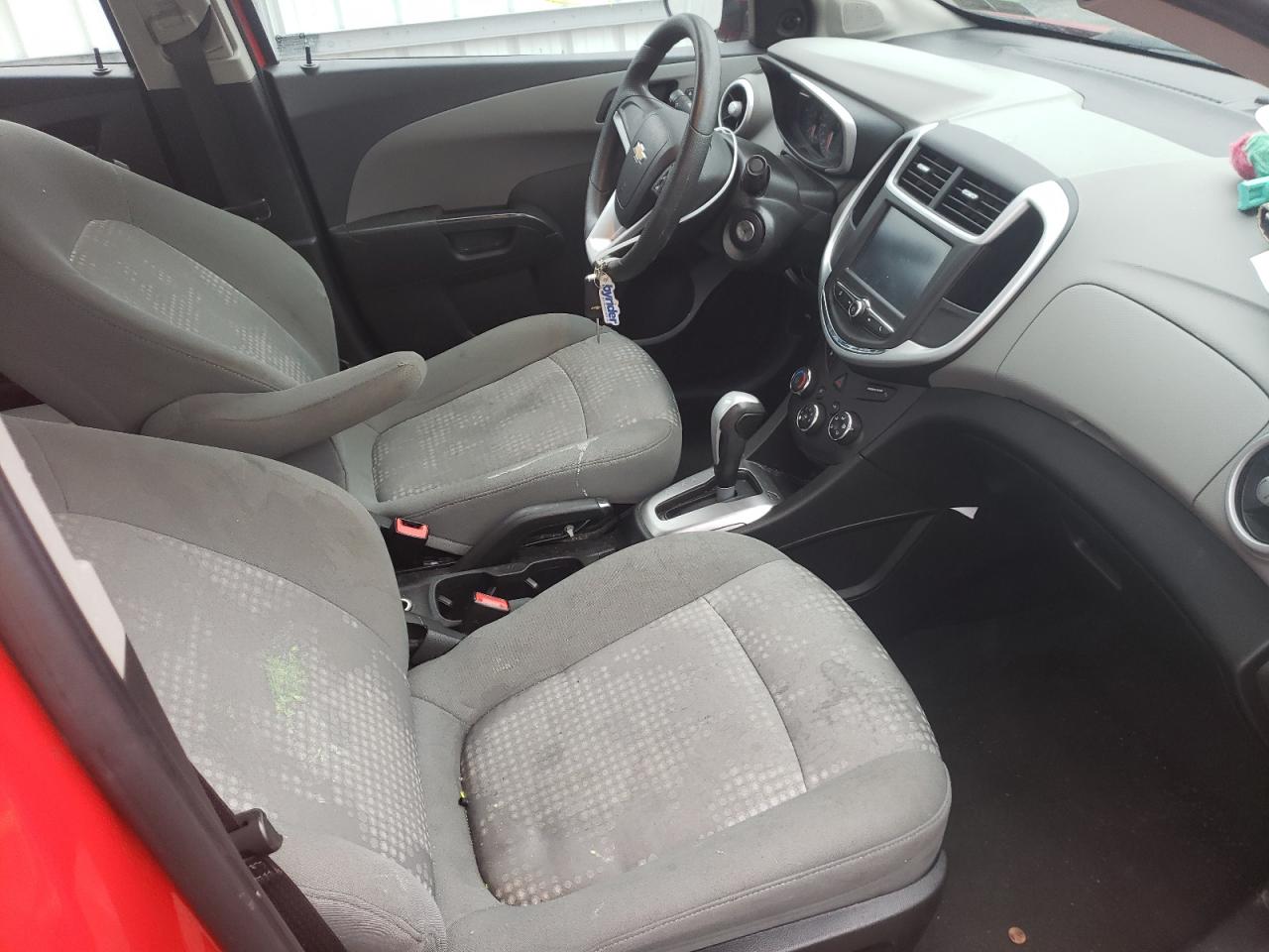 Photo 5 from auction – 2017 CHEVROLET SONIC LS with VIN 1G1JB5SG7H4102737