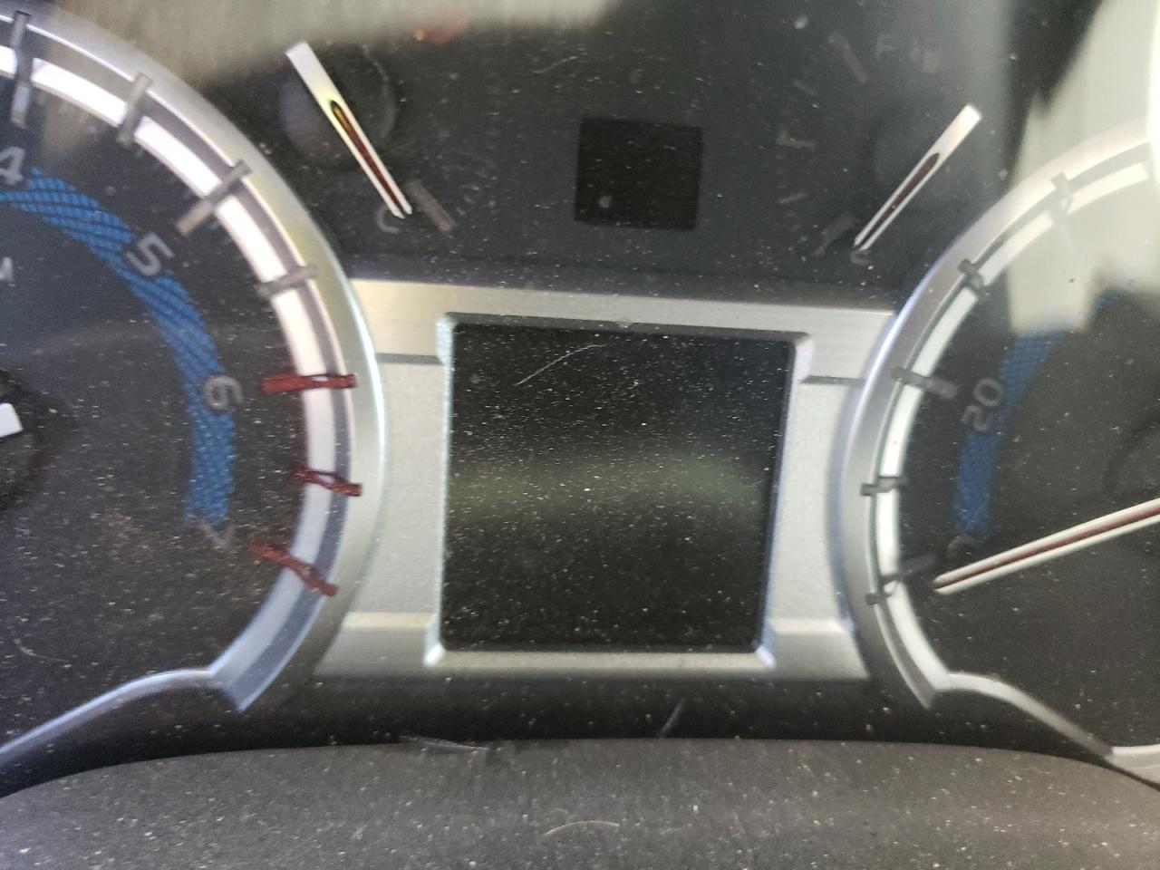 Photo 8 from auction – 2015 TOYOTA 4RUNNER SR with VIN JTEZU5JR1F5109502