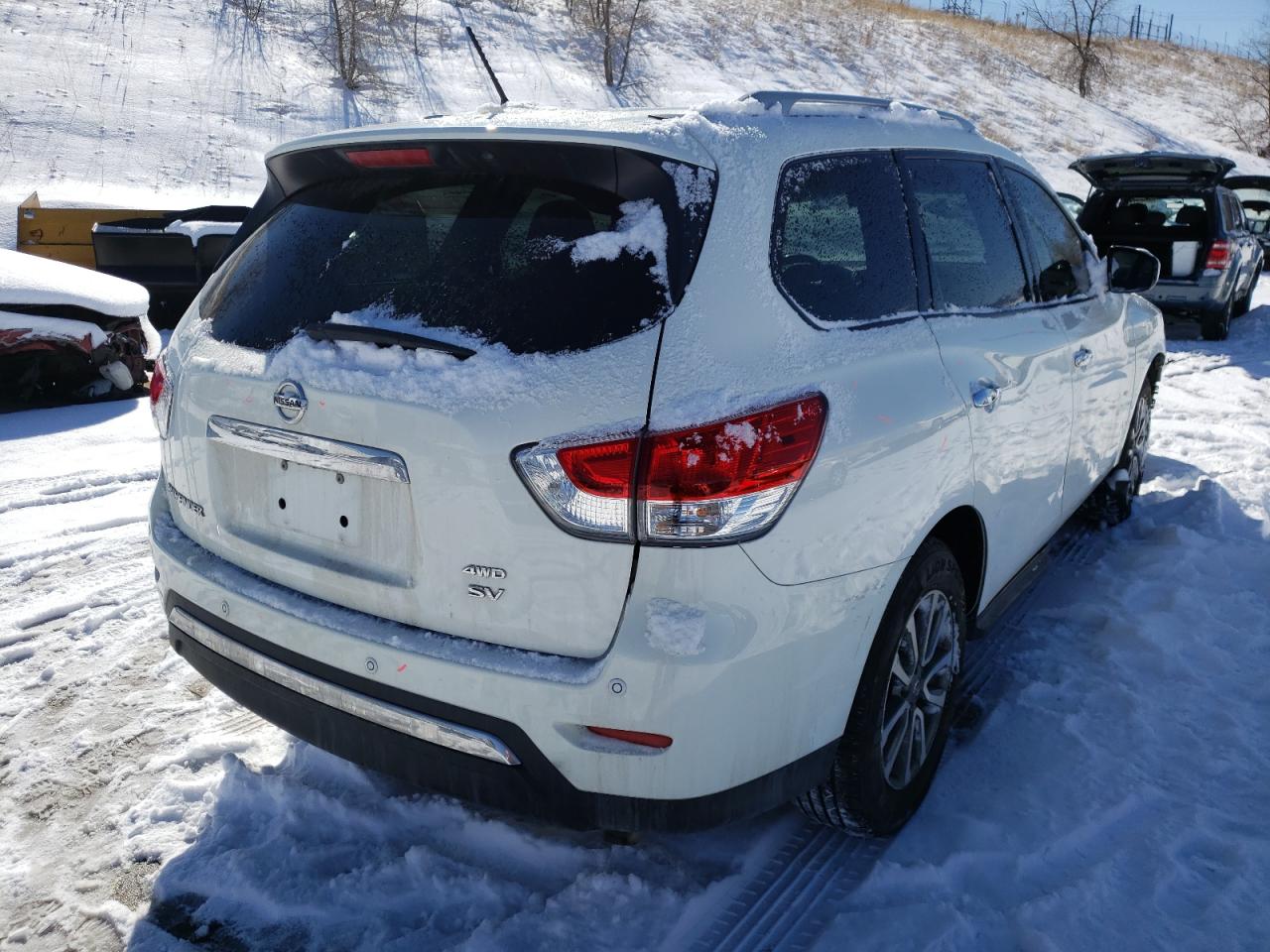Photo 4 from auction – 2016 NISSAN PATHFINDER with VIN 5N1AR2MM1GC624090