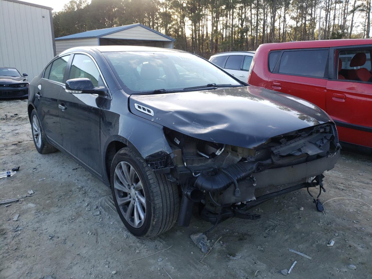 BUICK LACROSSE 2016 with VIN 1G4GB5G32GF234343 - Photo from auction