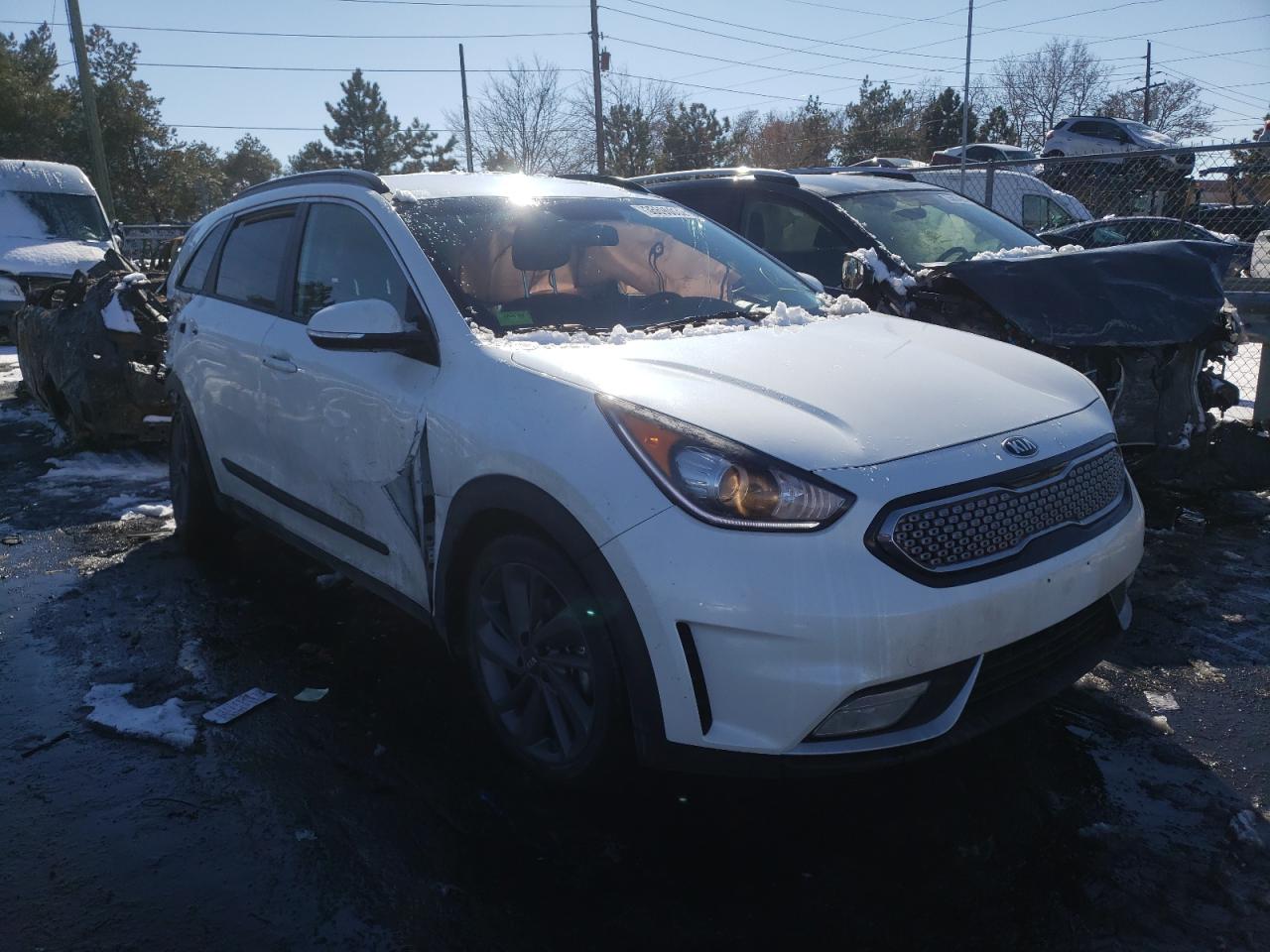 KIA NIRO EX 2017 with VIN KNDCC3LCXH5074892 - Photo from auction