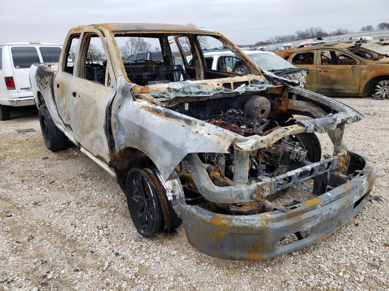 RAM 1500 ST 2018 with VIN 1C6RR6FG2JS299413 - Photo from auction