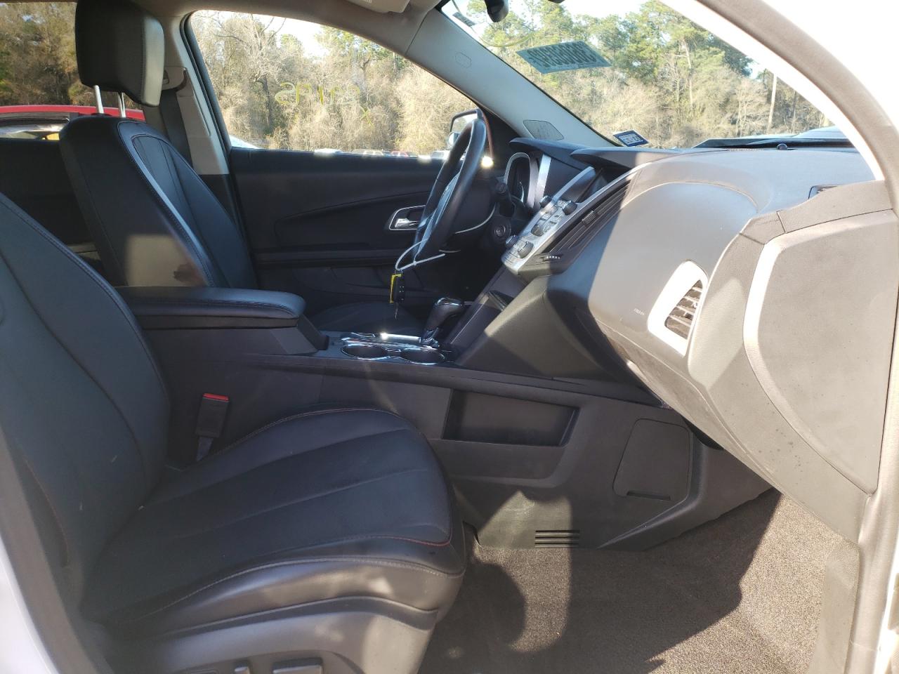 Photo 5 from auction – 2016 CHEVROLET EQUINOX LT with VIN 2GNALDEK9G1143371