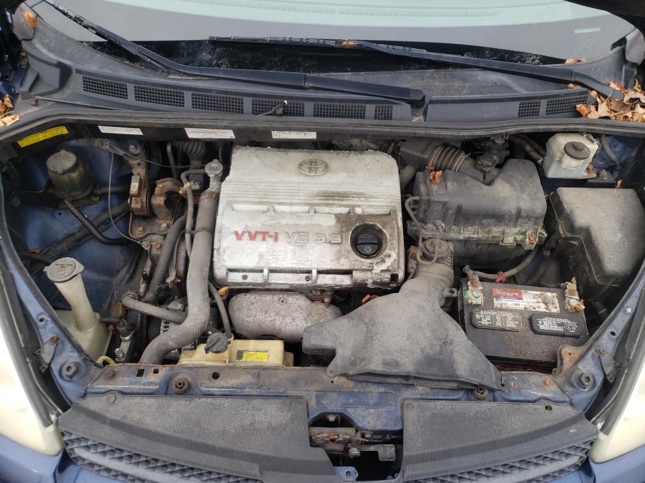 Photo 7 from auction – 2004 TOYOTA SIENNA LE with VIN 5TDBA23C14S014550