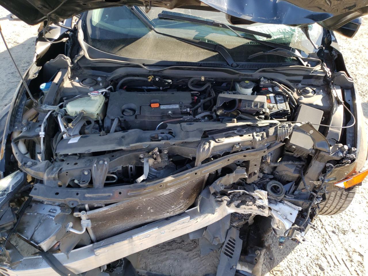 Photo 7 from auction – 2016 HONDA CIVIC LX with VIN 2HGFC2F50GH552394