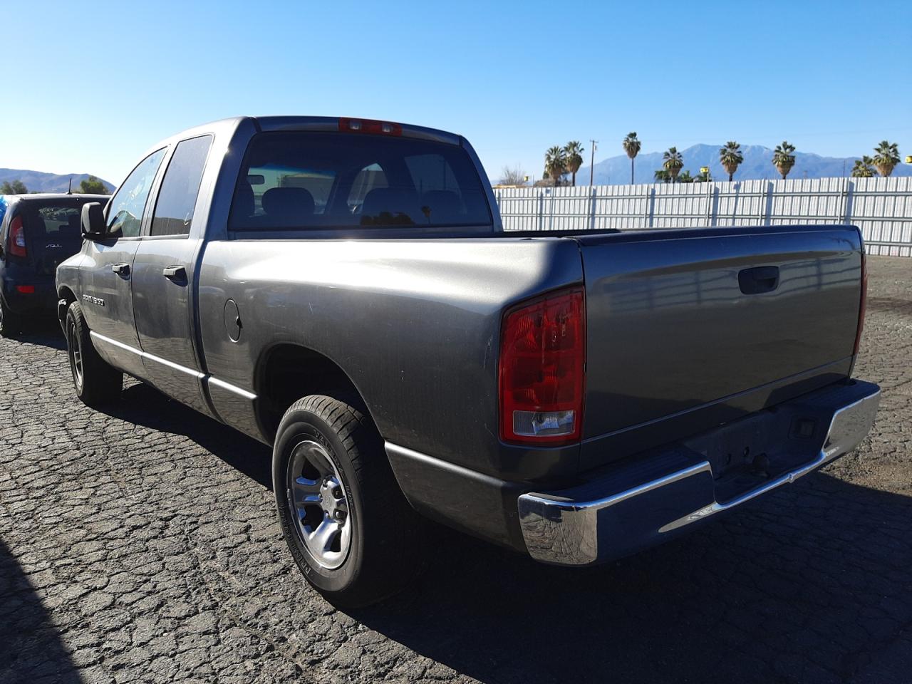 Photo 3 from auction – 2004 DODGE RAM 1500 S with VIN 1D7HA18N04S536369