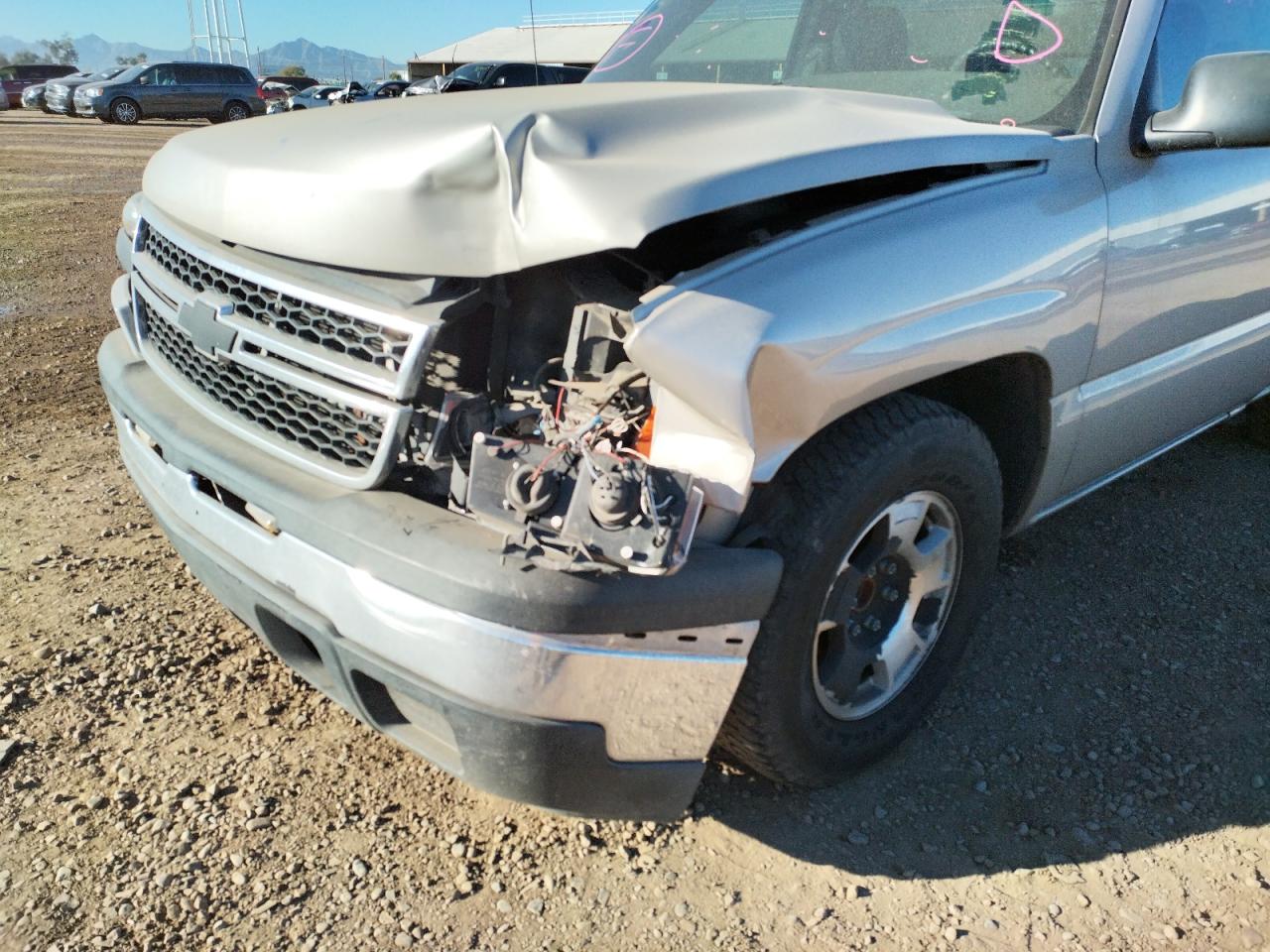 Photo 9 from auction – 2007 CHEVROLET SILVERADO with VIN 1GCEC14X87Z136246