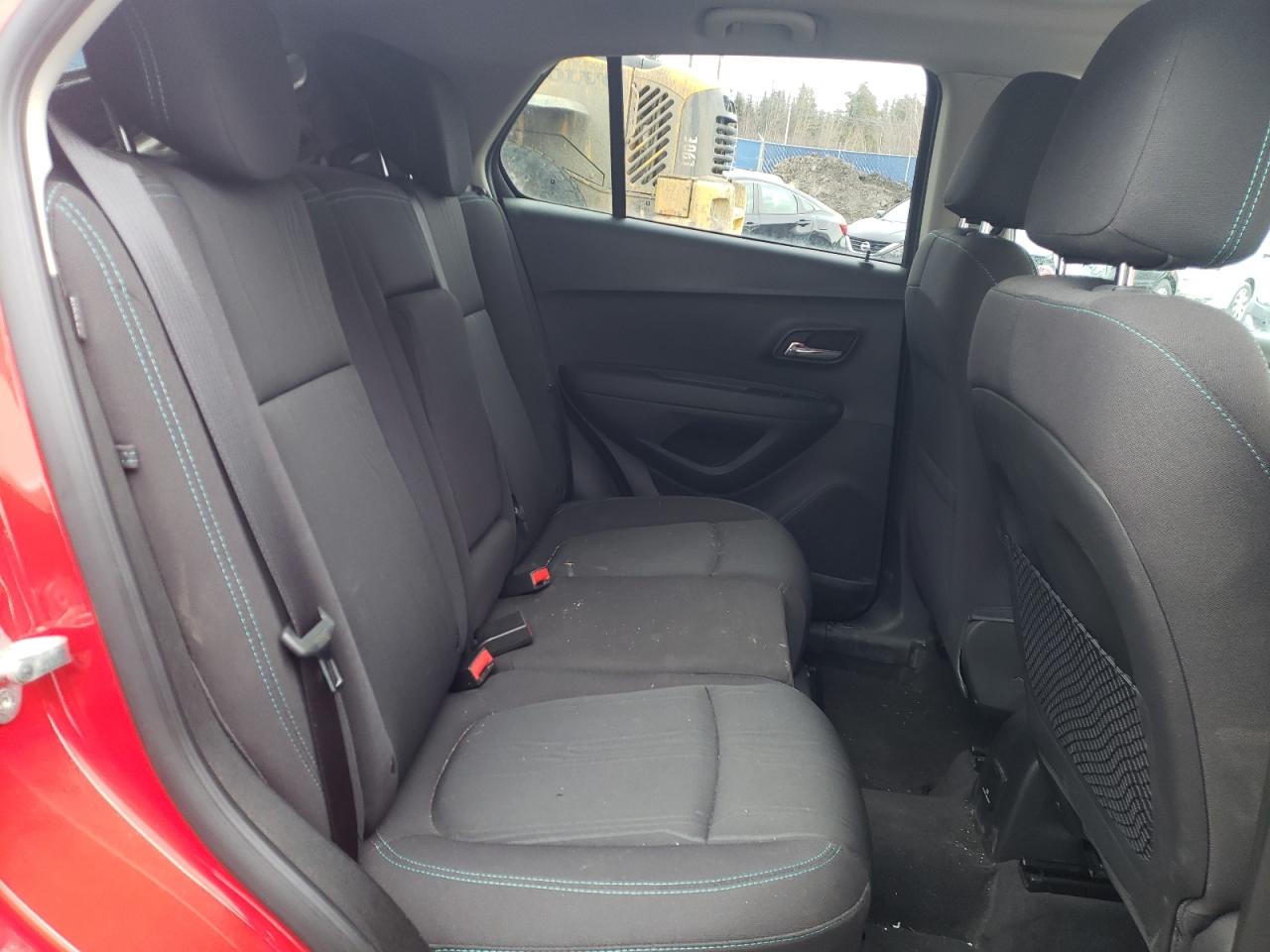 Photo 6 from auction – 2015 CHEVROLET TRAX 1LT with VIN 3GNCJRSBXFL114202