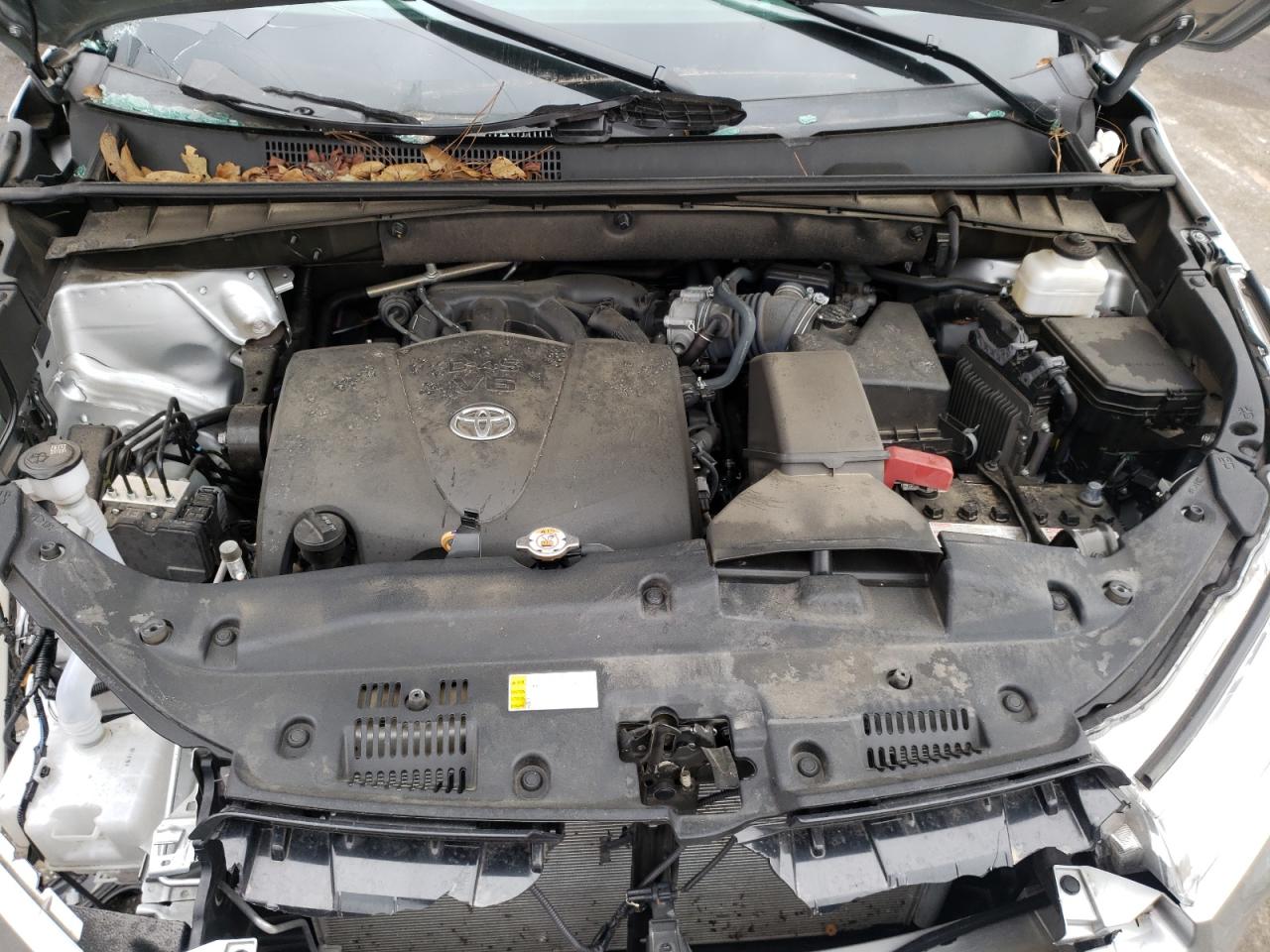 Photo 7 from auction – 2019 TOYOTA HIGHLANDER with VIN 5TDKZRFH6KS572304